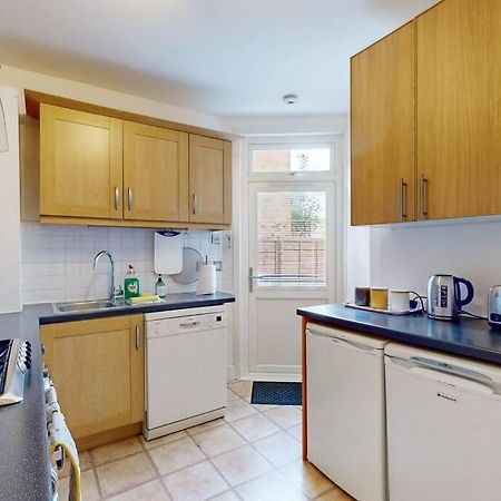Spacious 2Bd Apartment Cricklewood London Eksteriør bilde