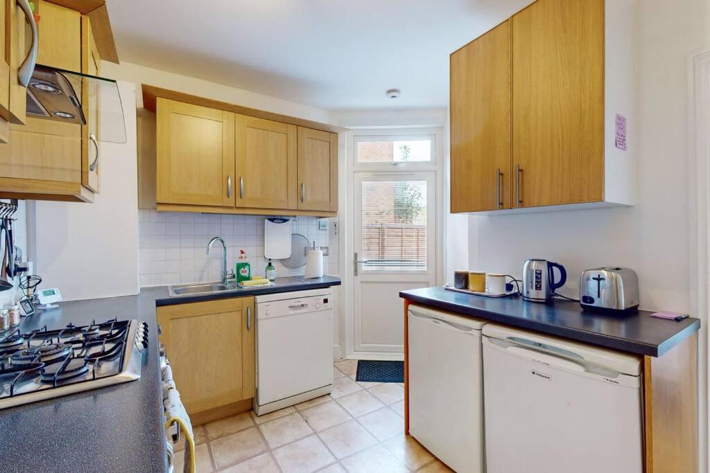 Spacious 2Bd Apartment Cricklewood London Eksteriør bilde